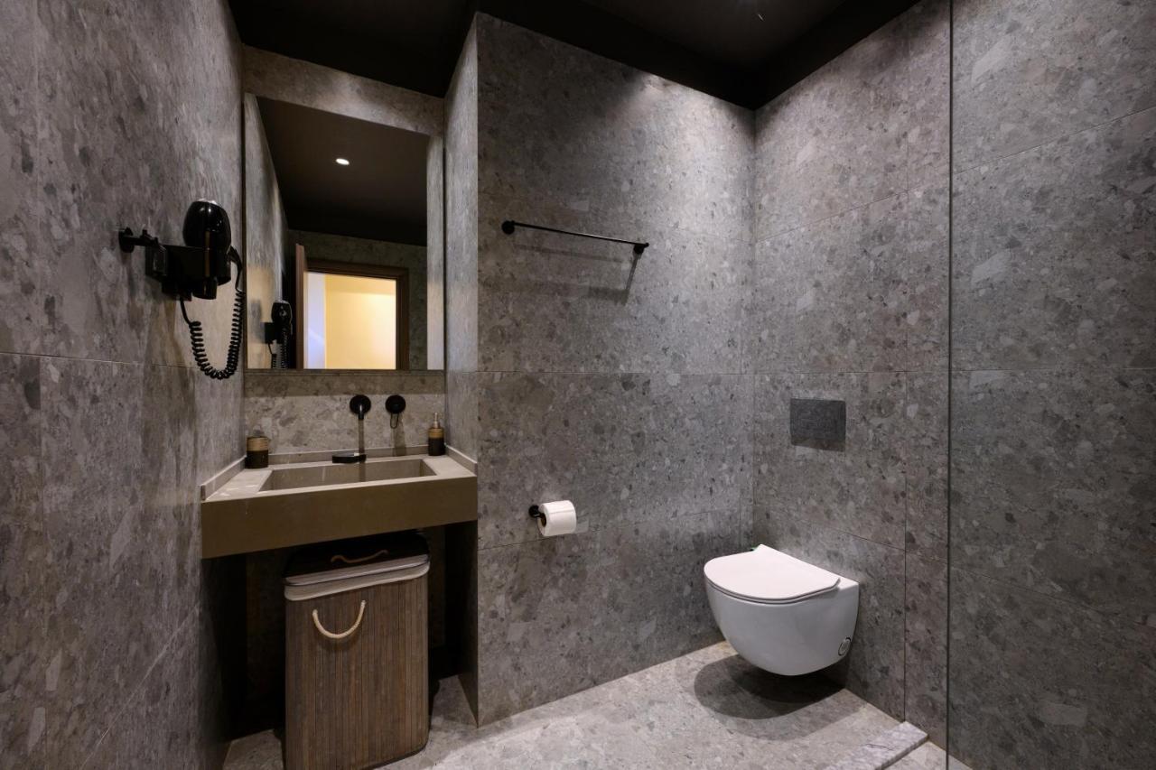 Seven Keys Luxury Suites Achílleion Exterior photo