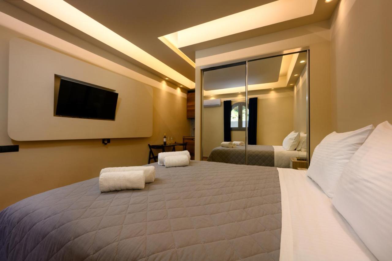Seven Keys Luxury Suites Achílleion Exterior photo
