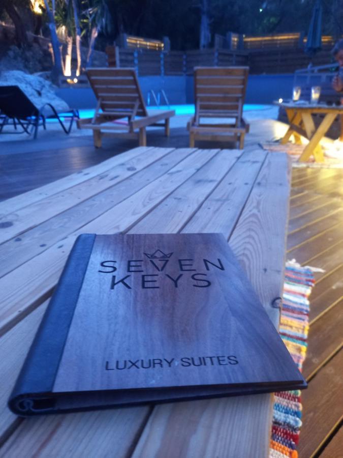 Seven Keys Luxury Suites Achílleion Exterior photo