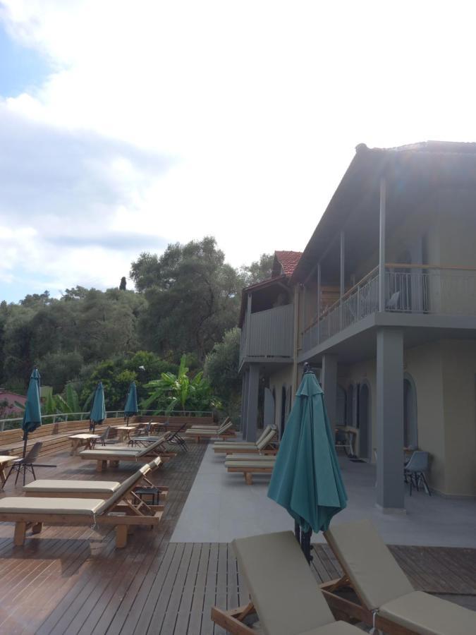 Seven Keys Luxury Suites Achílleion Exterior photo